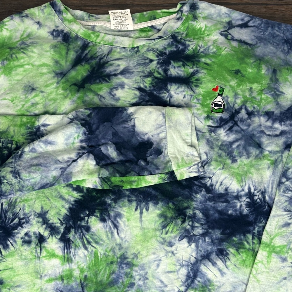 Hidden Valley‎ Ranch Shirt Large Tie Dye Green & Blue Embroidered Logo & Heart